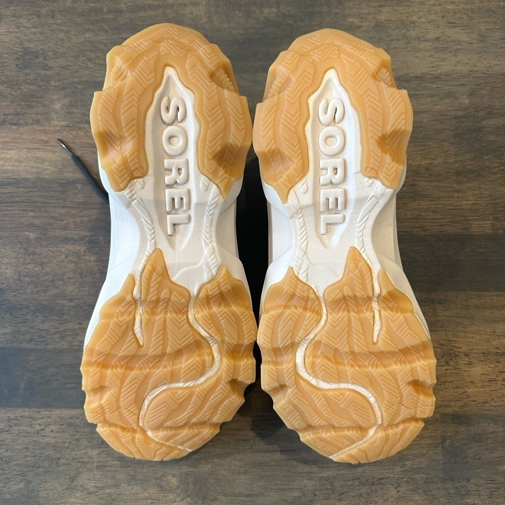 Sorel Kinetic Breakthru Day Lace Sneaker - Picture 4 of 7